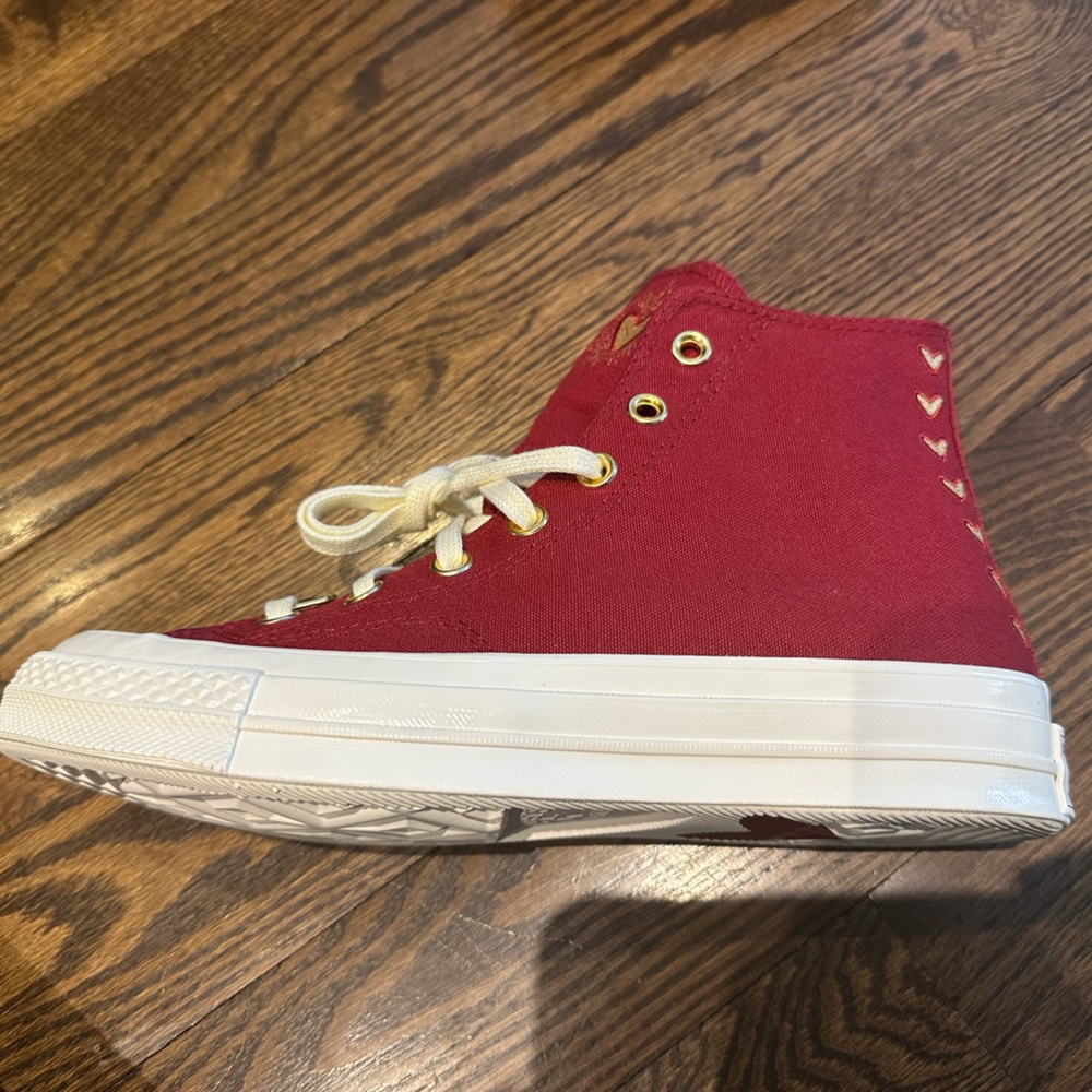 Converse Chuck 70 Hearts Women’s Sneakers - Picture 8 of 15